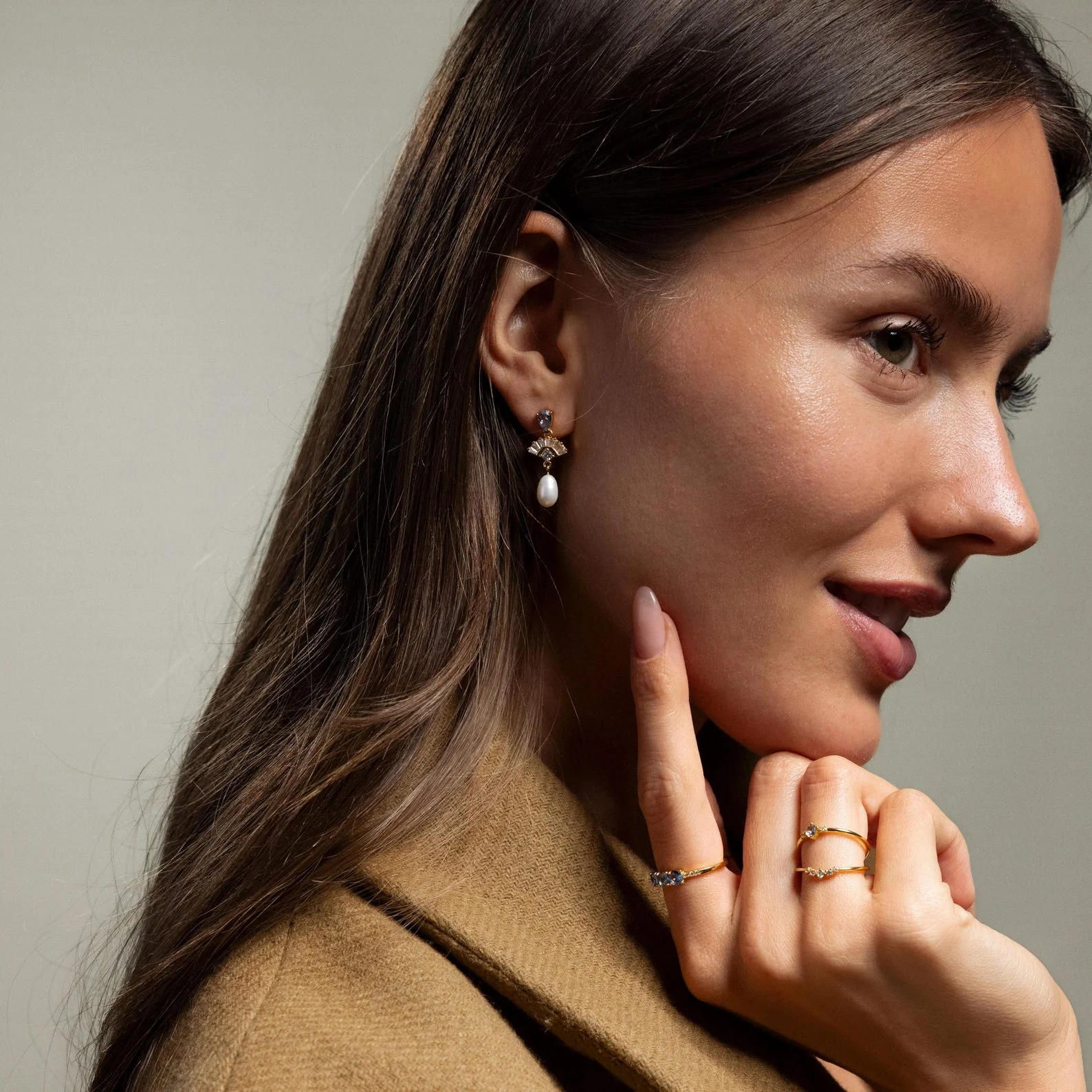 Aquamarine Pearl Drop Earrings - Image 8