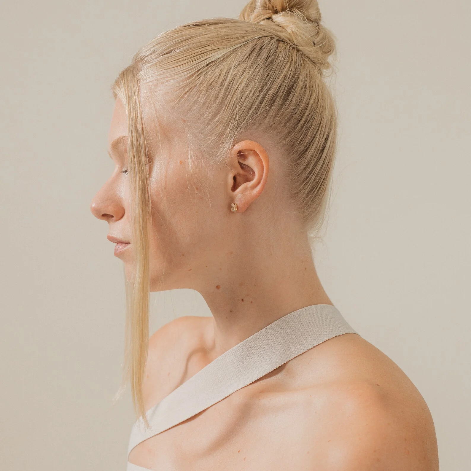 Arabella Diamond Studs - Image 6