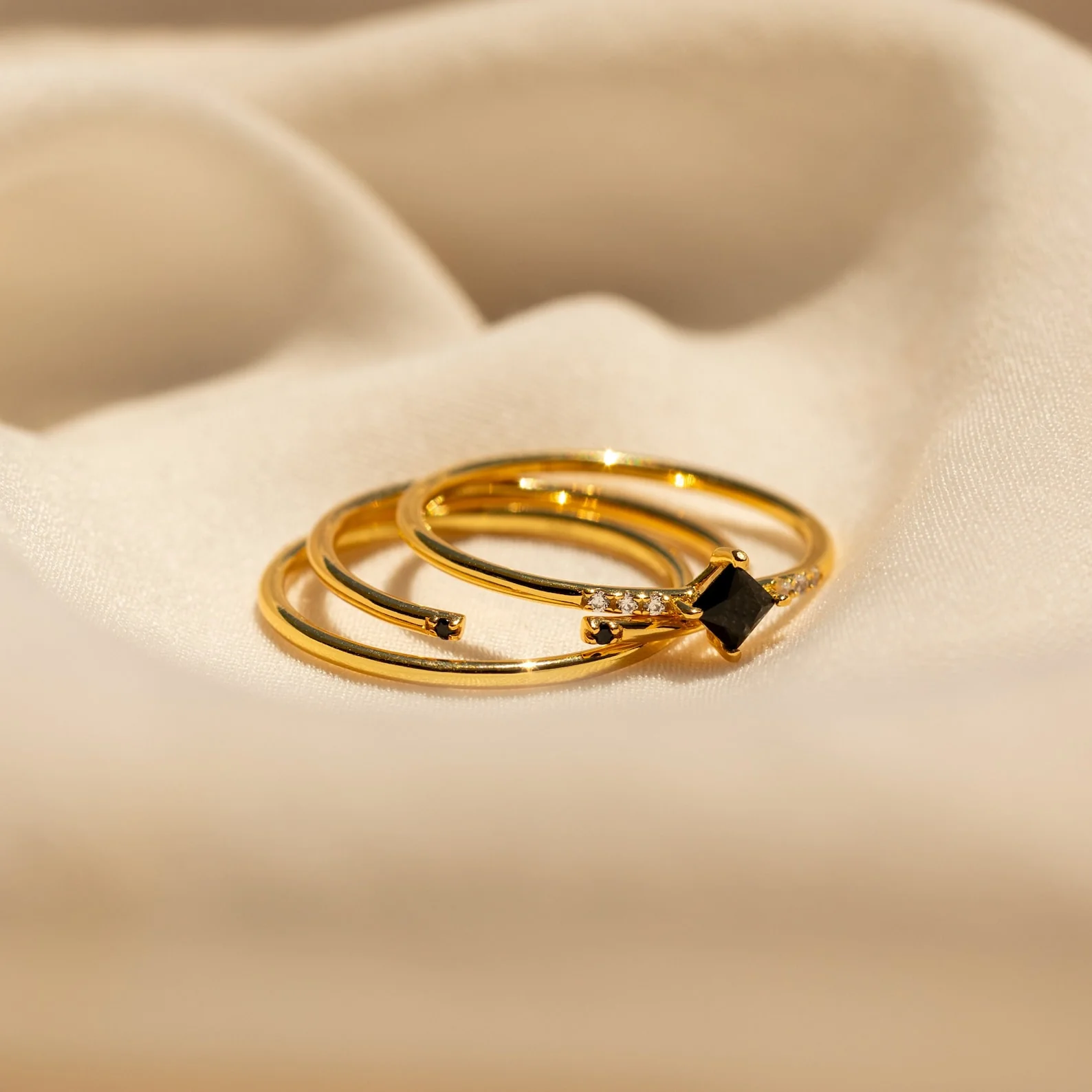 Black Abyss Ring Set - Image 7