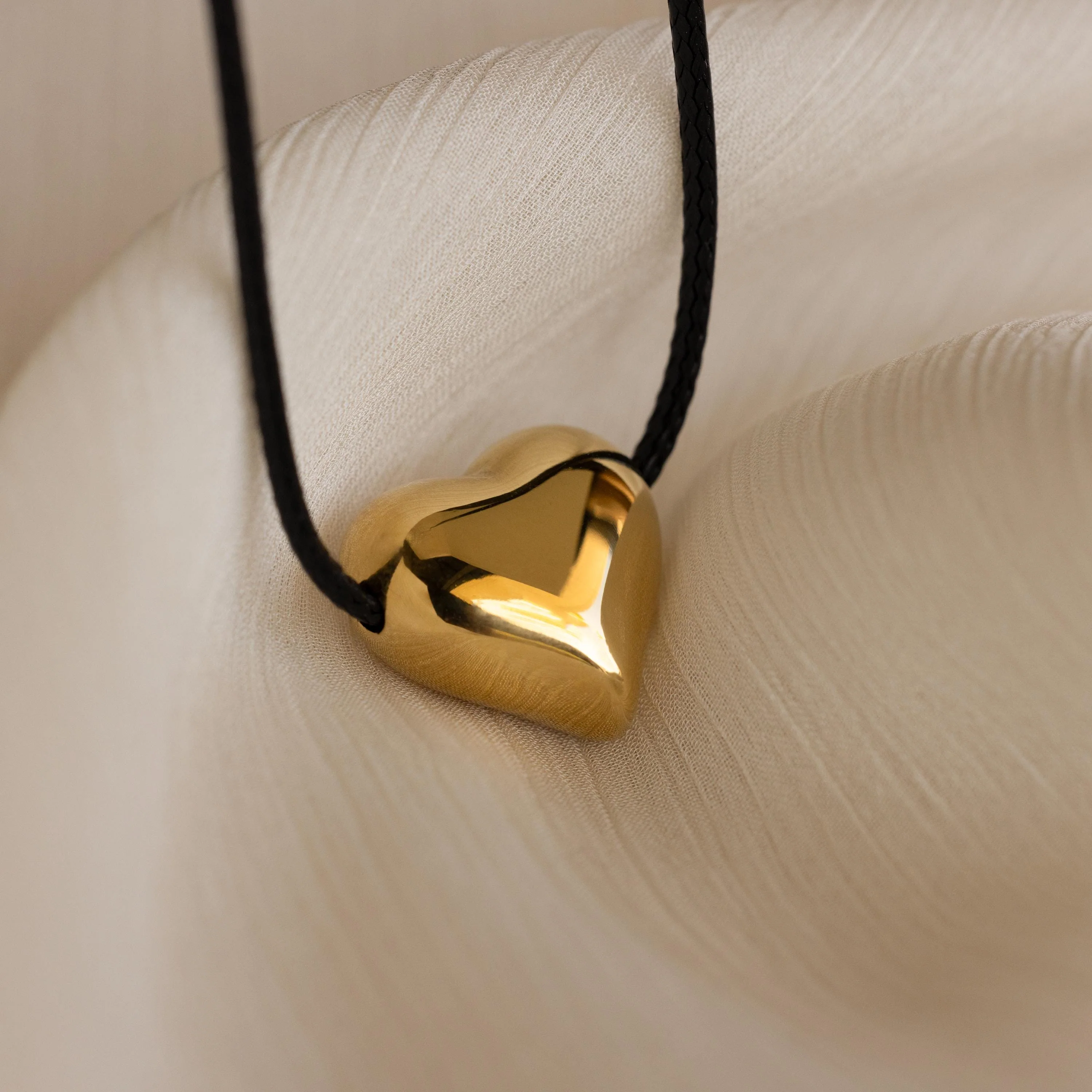Chunky Puff Heart Necklace - Image 2