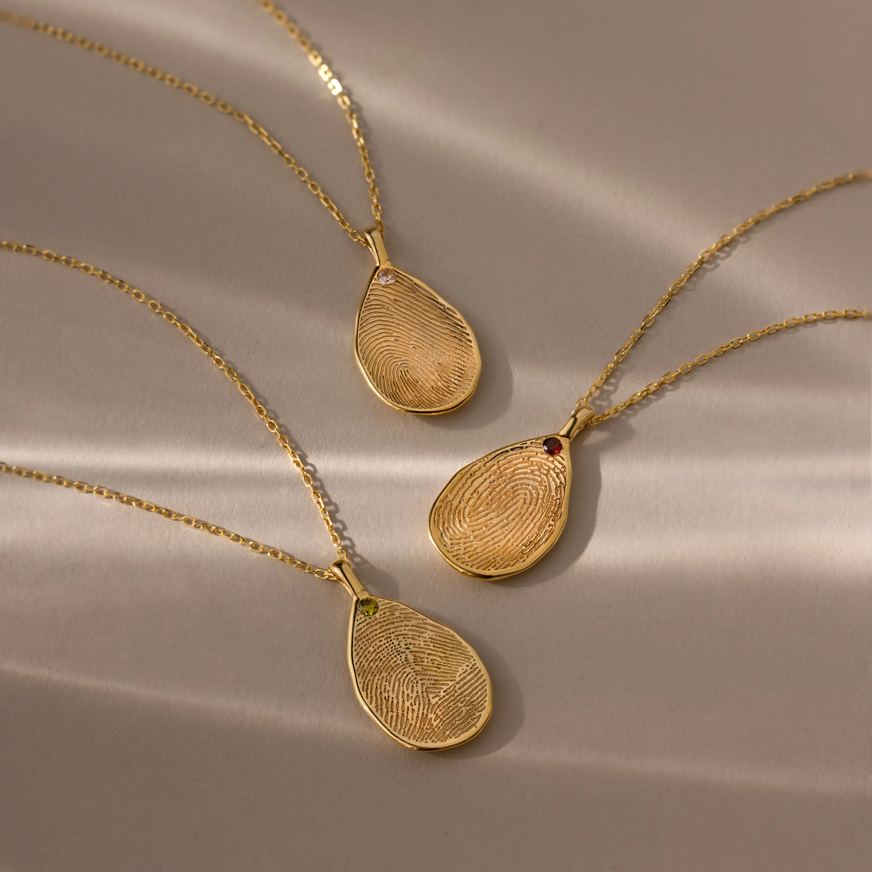 Fingerprint Birthstone Teardrop Necklace in 18K Gold