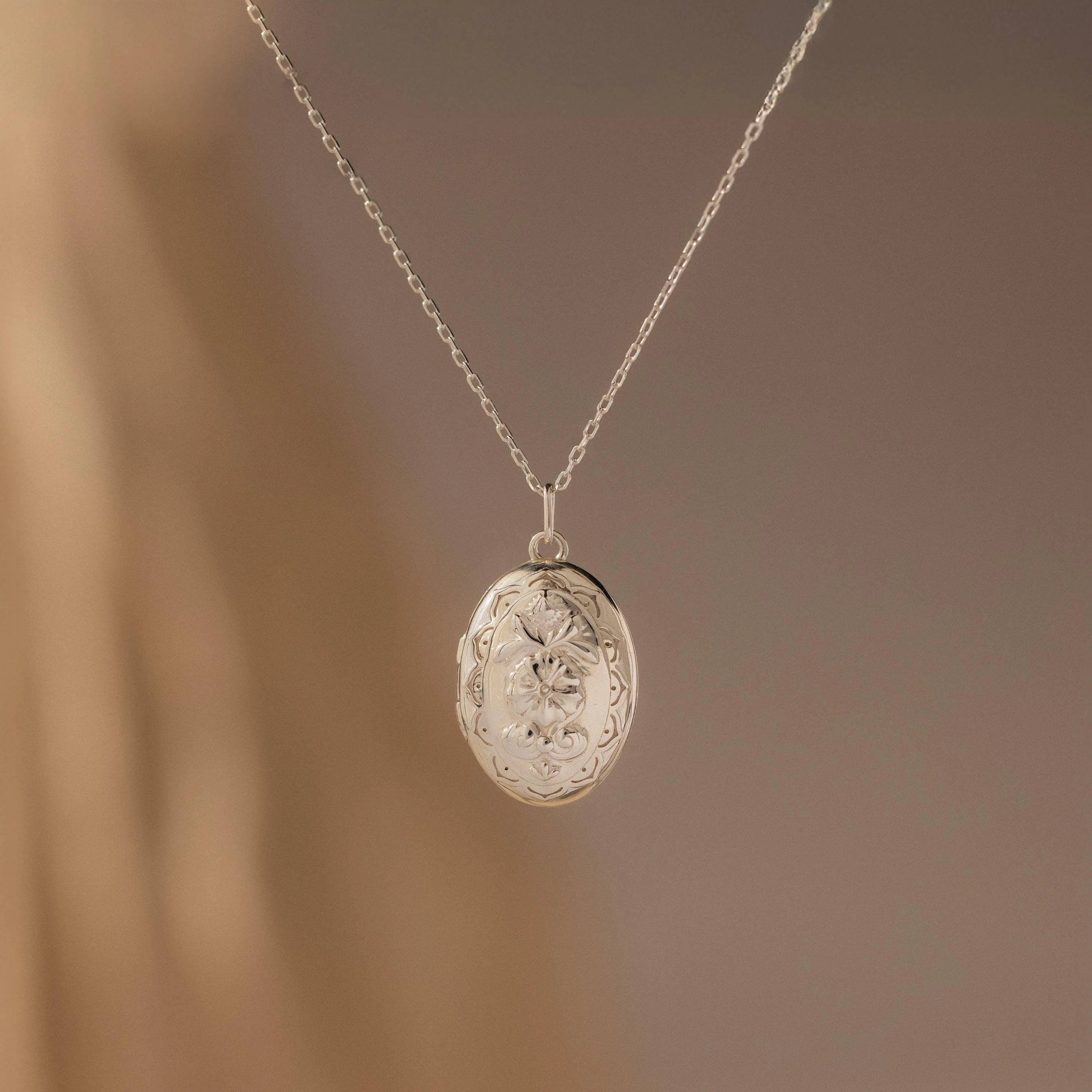 Floral Handwriting Locket Necklace in Silver
