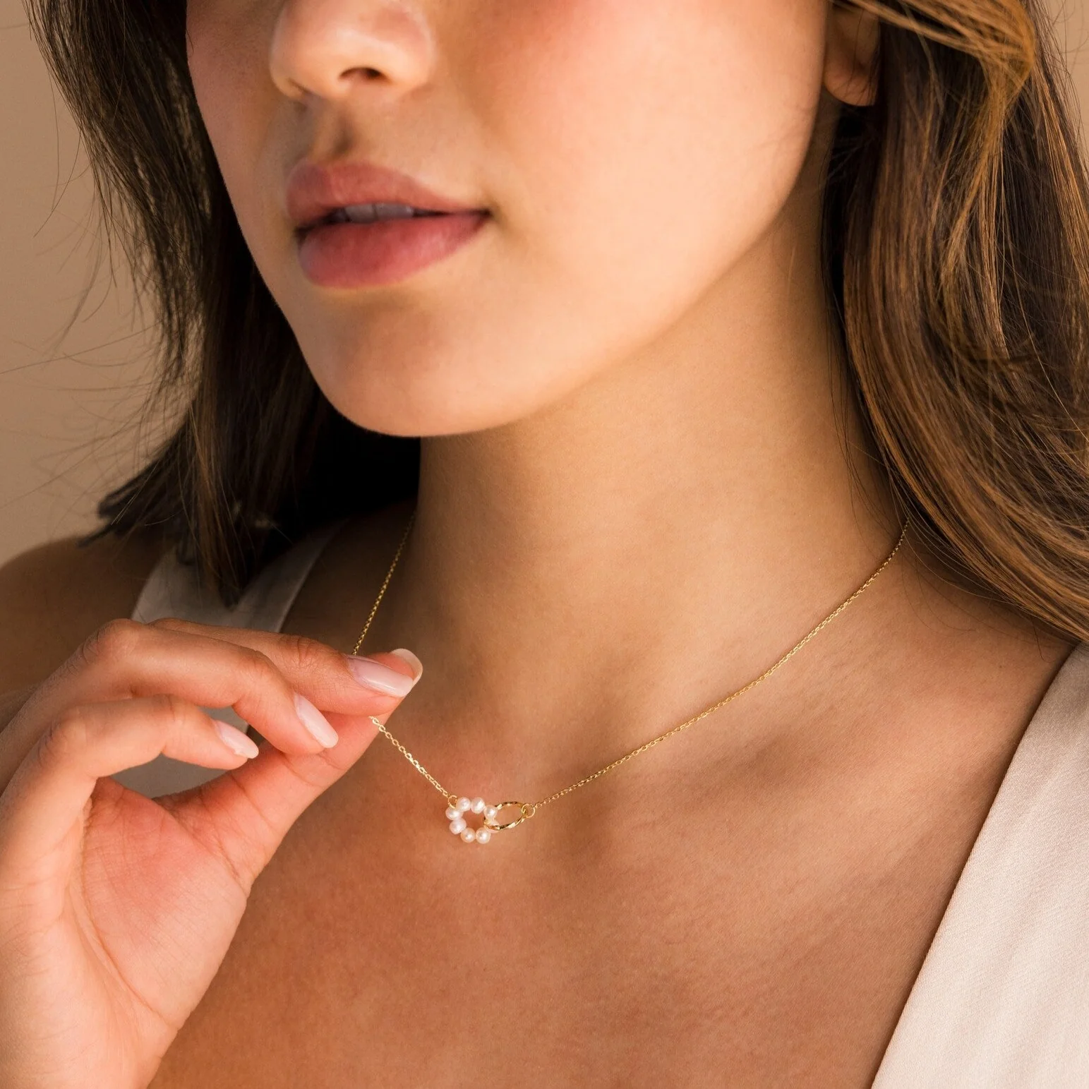 Interlocking Pearl Necklace - Image 2