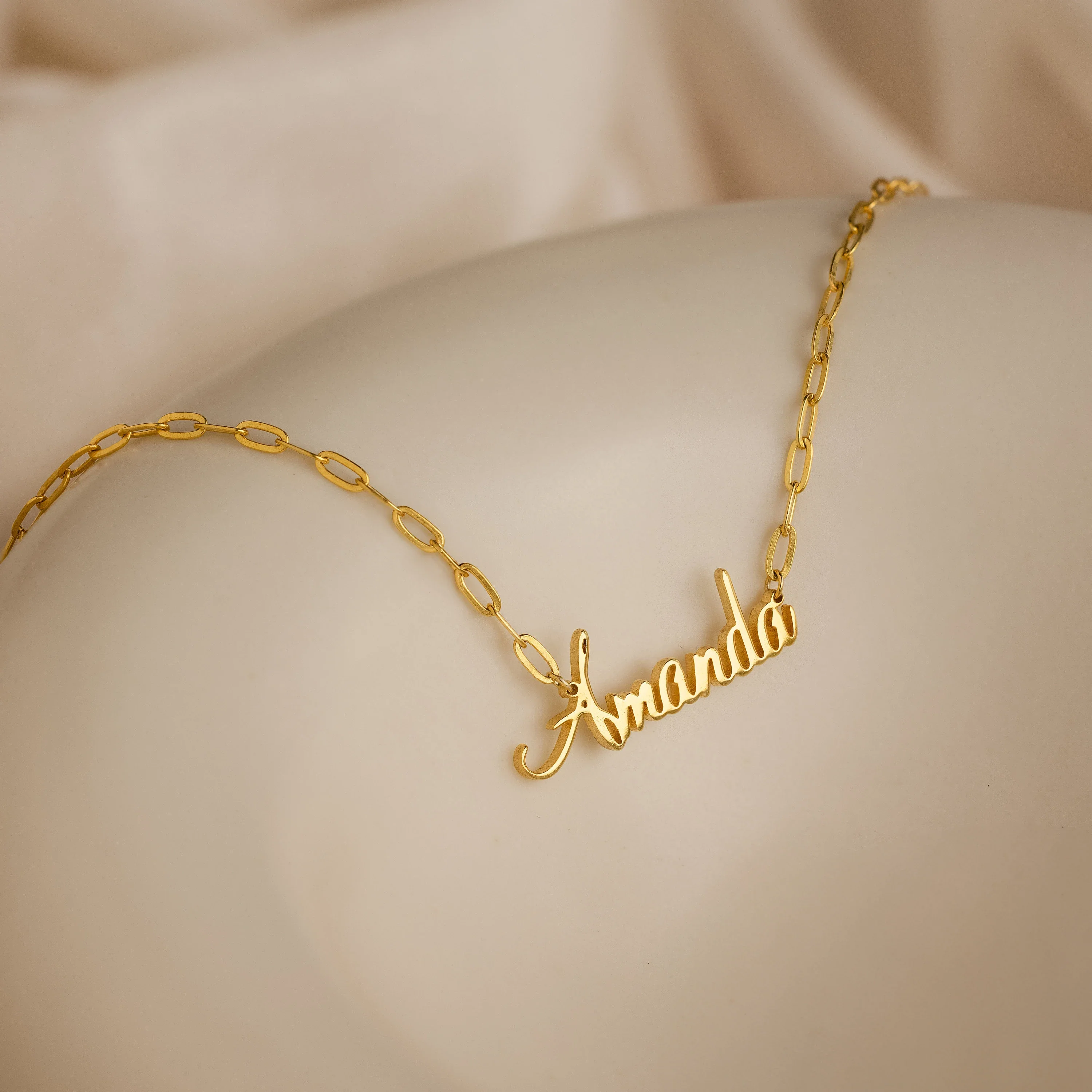 Luna Name Necklace in Paperclip Chain - Image 2