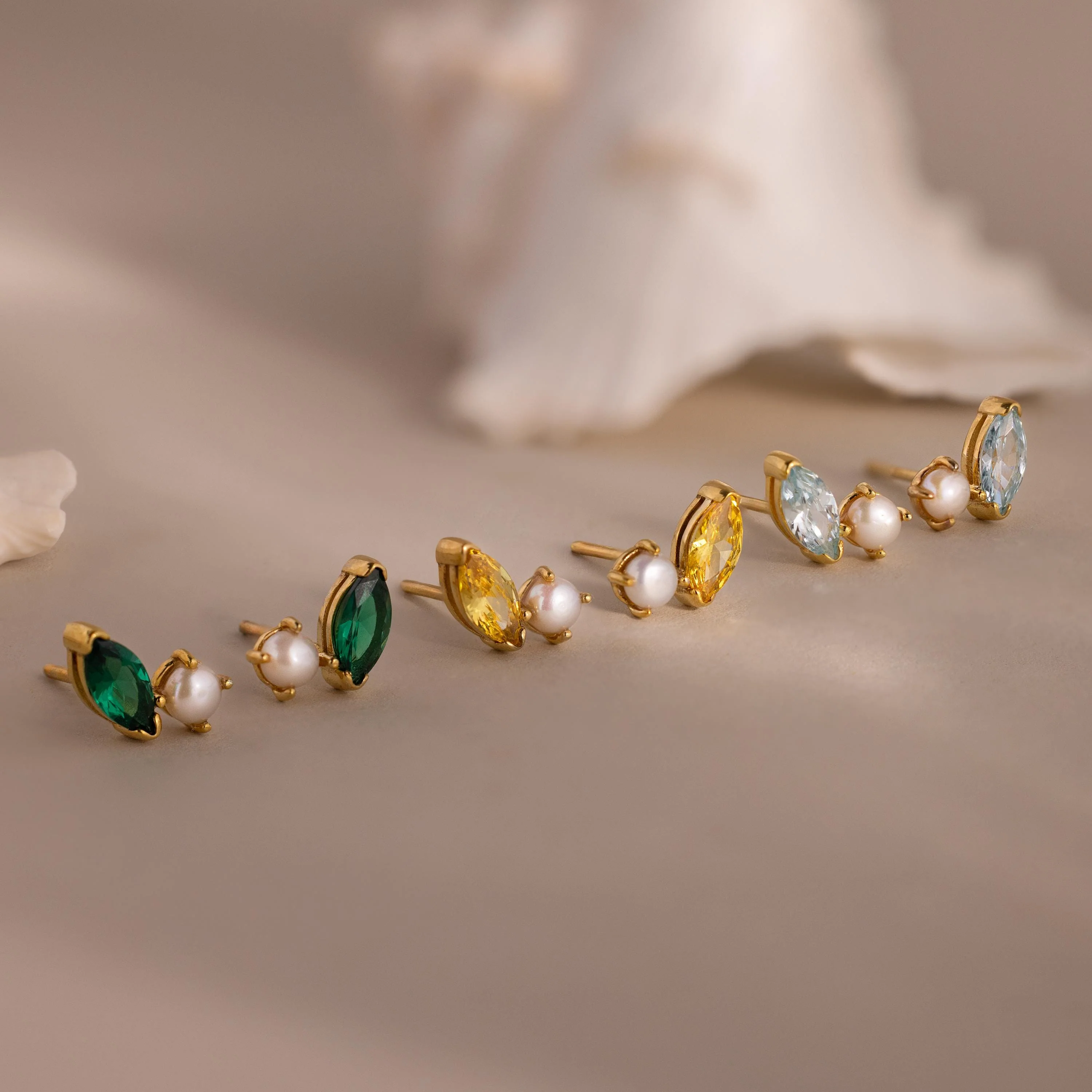 Marquise Diamond & Pearl Studs - Image 3