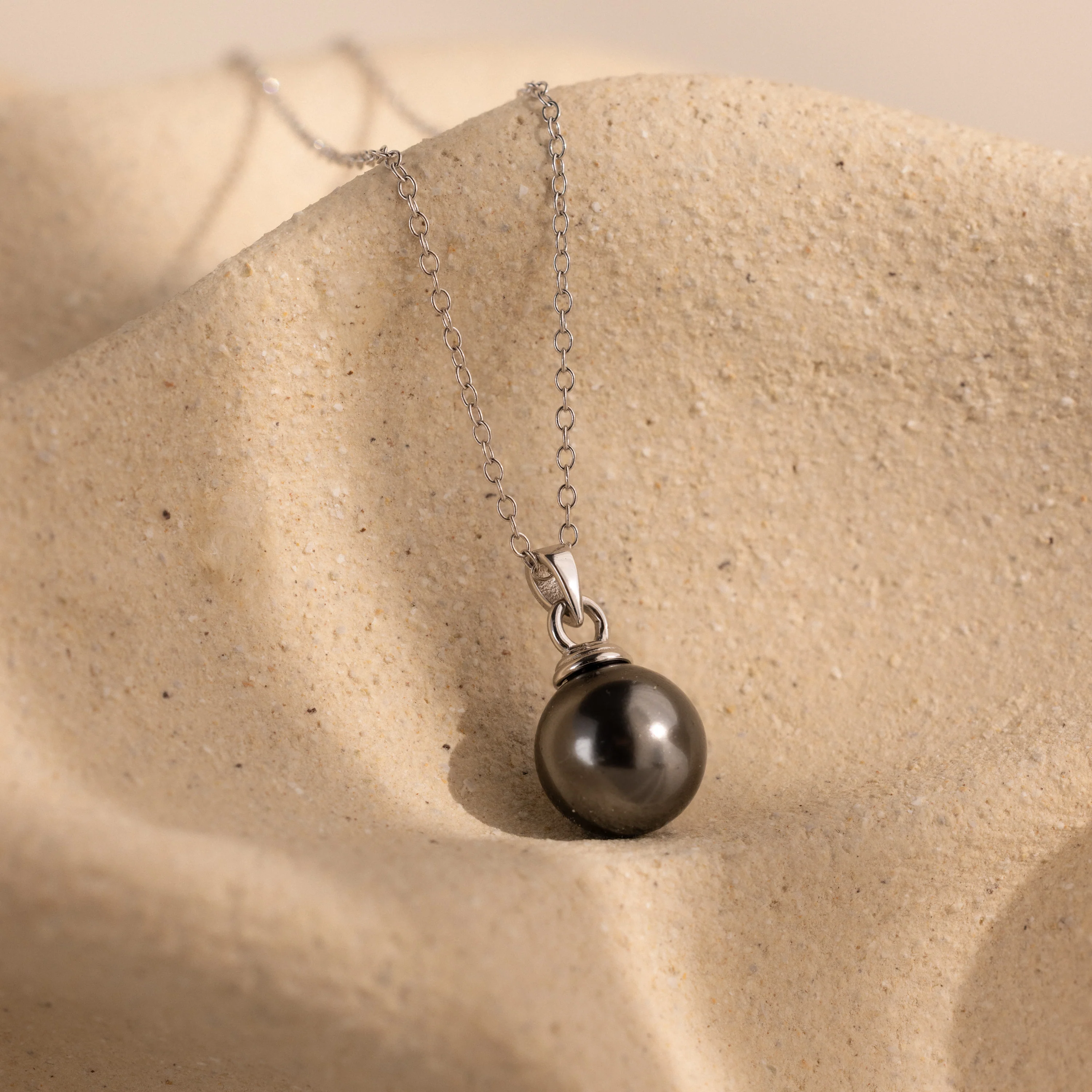 Midnight Pearl Necklace in Silver - Image 5