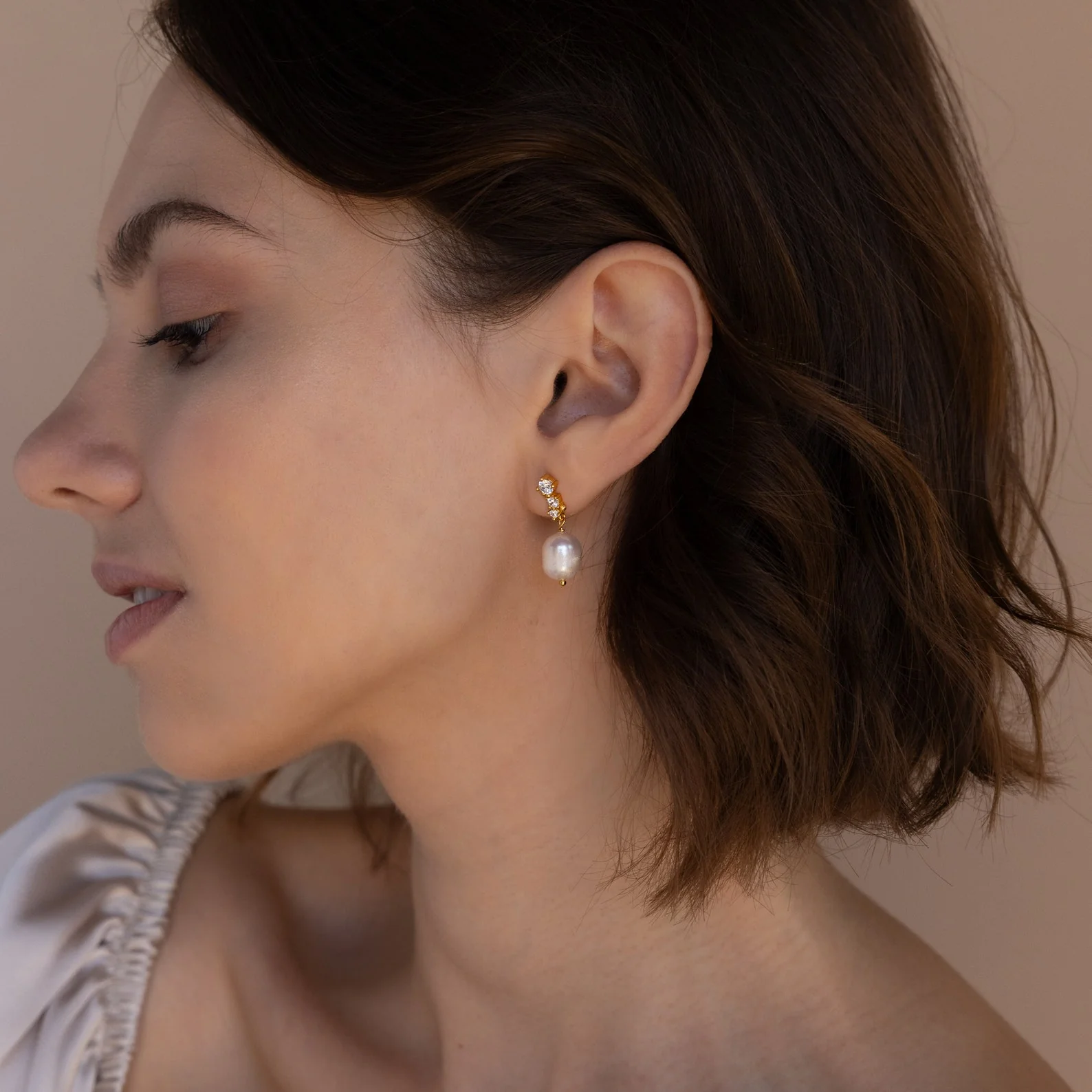 Millie Drop Earrings - Image 4