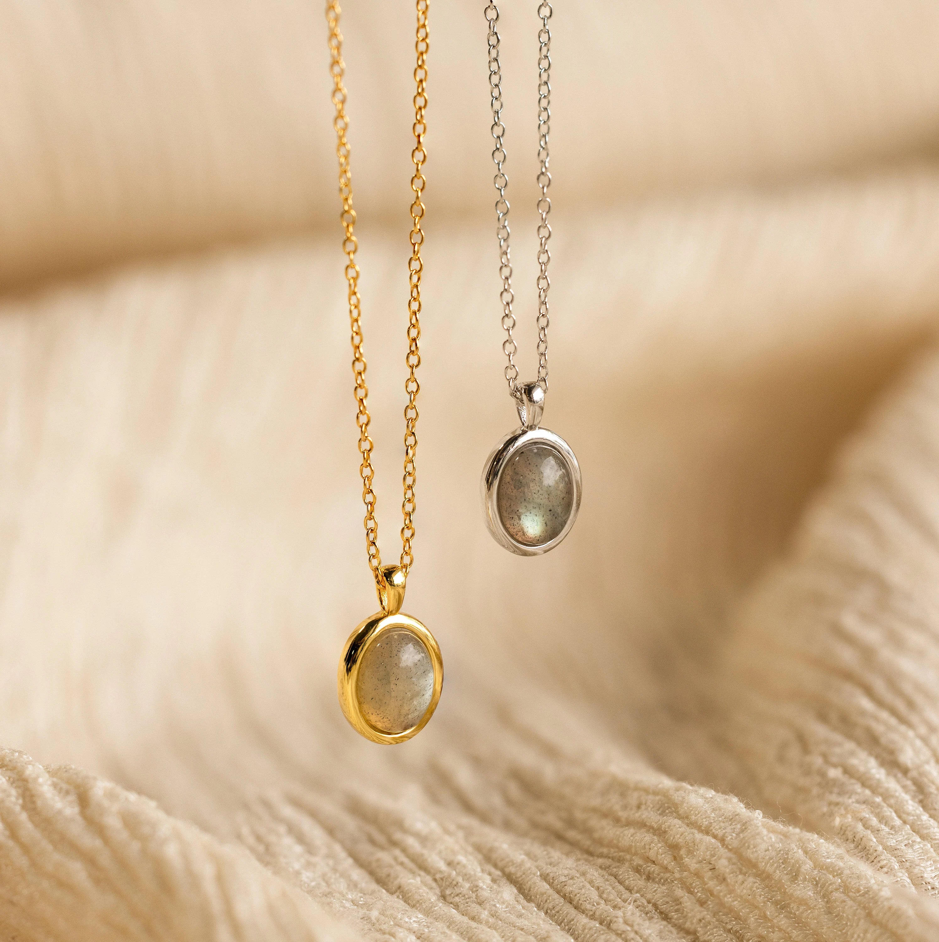 Oval Labradorite Pendant Necklace - Image 3