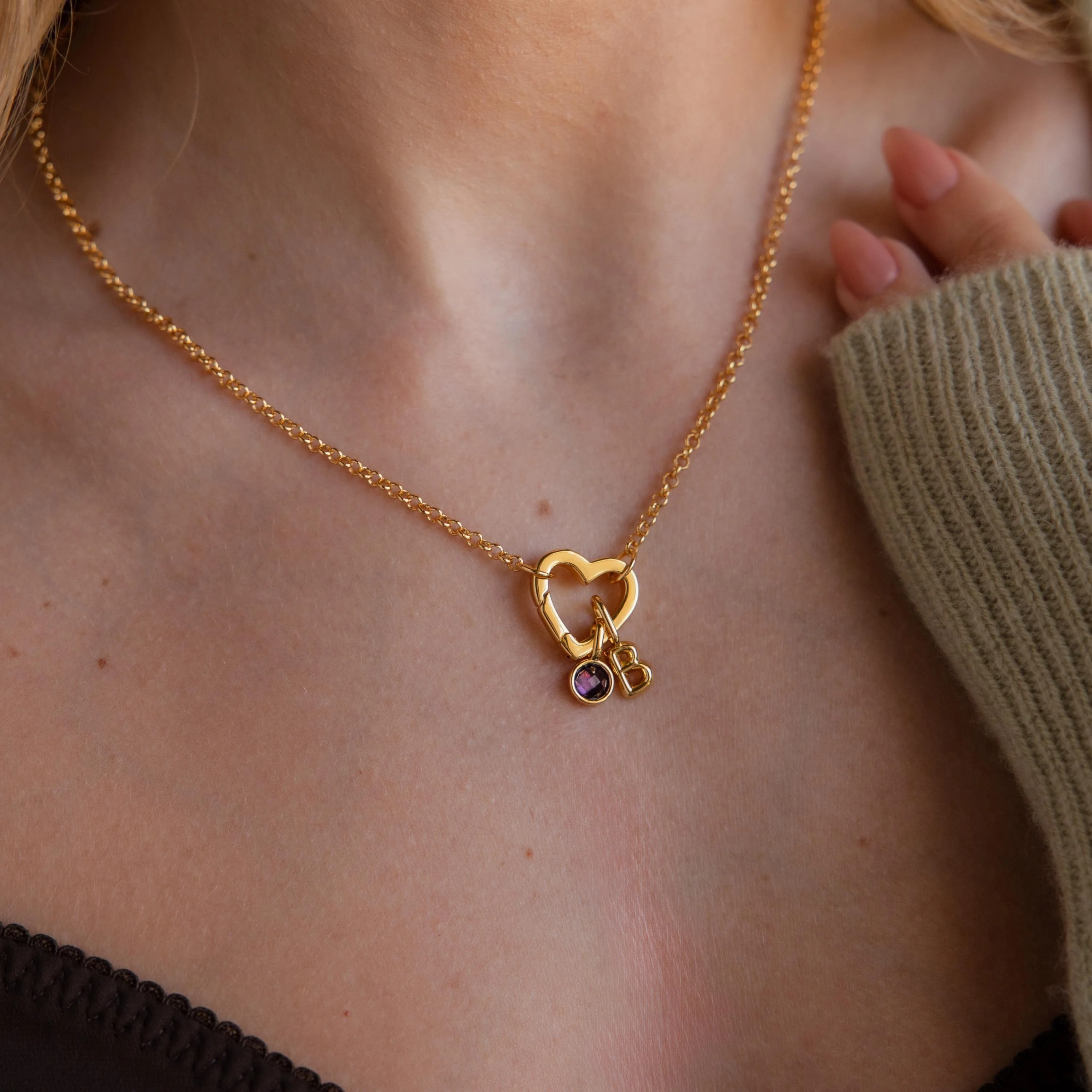 Rolo Heart Clasp Necklace in 18K Gold - Image 2