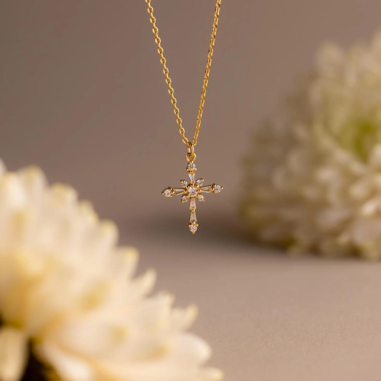 Vintage Diamond Cross Necklace in 18K Gold