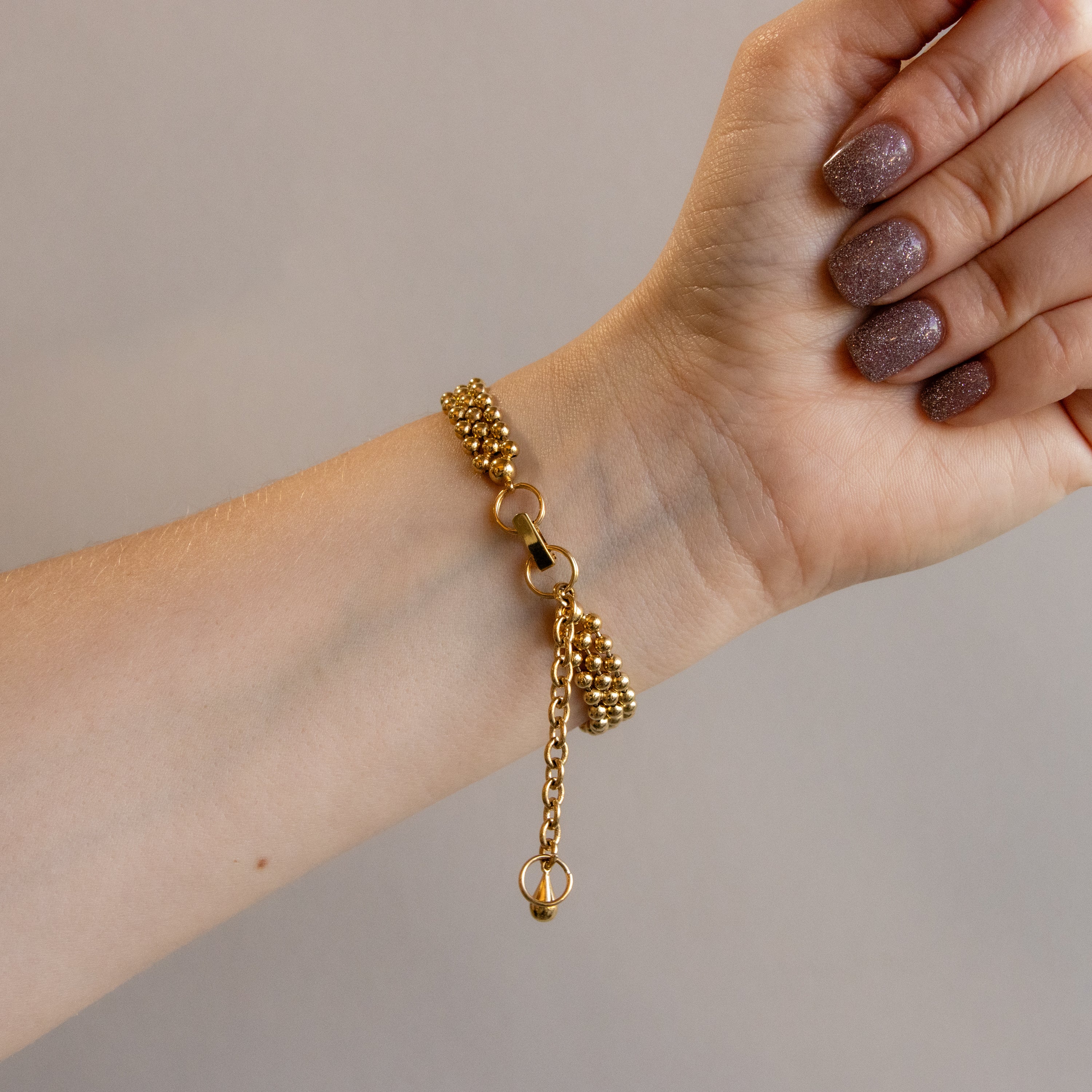 Vintage Gianni Accardi Beaded Gold Watch - Image 3