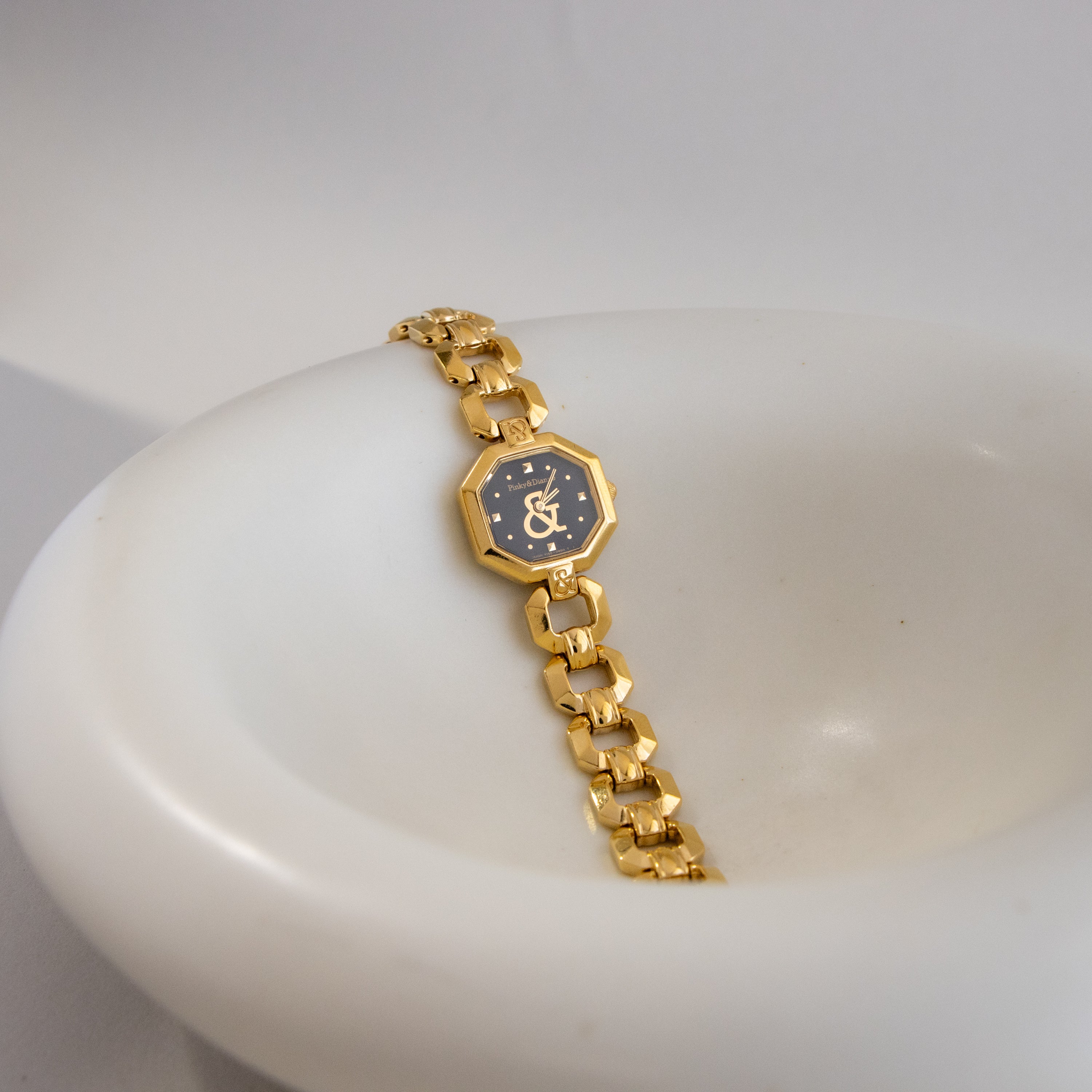 Vintage Pinky & Dianne Midnight Gold Watch - Image 2